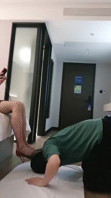 套路直播视频【米小唐】御姐网袜蹂躏地毯 bf23852_绳艺资料库