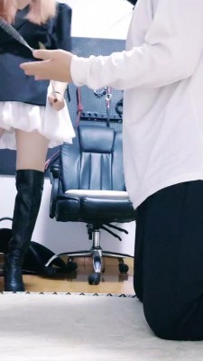【lisa】骑马/重度sp/虐乳/臭脚捂脸/提档 bf27419_绳艺资料库视频资源下载