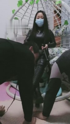 【天水女王】皮靴霸气调双奴 bf4576_绳艺资料库视频资源下载