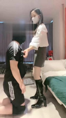 【晚晚S】耳光舔脚叉马训练羞辱贱狗 bf17941_绳艺资料库视频资源下载