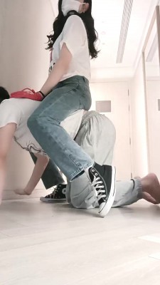 【米小唐】高帮帆布鞋御姐-踩头/掐播窒息/捆绑 bf28188_绳艺资料库视频资源下载