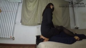 性感妹子坐脸_绳艺资料库