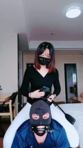 套路直播视频【小鱼姐姐】女军统骑马遛狗专场 bf25287_绳艺资料库