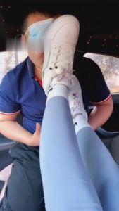 【悦主大大】运动后小白鞋棉袜车内调狗 G-210808-27_绳艺资料库视频资源下载