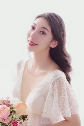 舞蹈系少女虐踩小奶狗_绳艺资料库