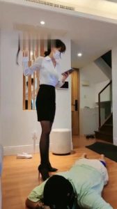 【暴力美学】胯下马新标杆/脸部摧毁训畜 bf12652_绳艺资料库视频资源下载