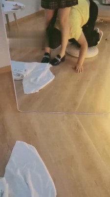 【小野】JK萝莉主羞辱狗奴 bf13289_绳艺资料库视频资源下载