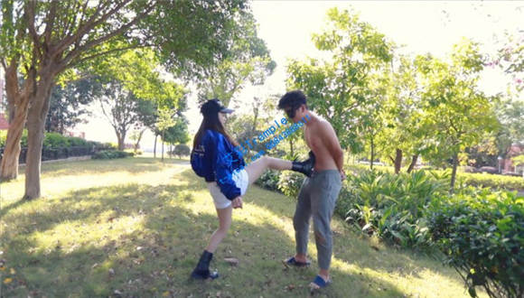 『奴隶岛』—灵灵草地短靴虐_绳艺资料库