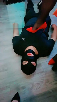 图片[10]_【乐殿下】视觉盛宴-臣服跪拜/耳光/踩踏【完整版】_绳艺套路直播视频资源网