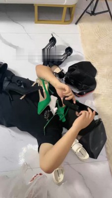 图片[10]_【伊诺】犬化训练-人体刷鞋器_绳艺资料库视频资源下载