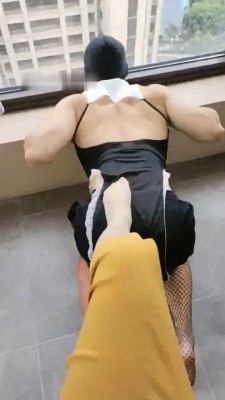 图片[11]_【松紫】偷穿继母衣服被发现惩罚-高跟踩/舔鞋底/虐乳_绳艺资料库视频资源下载