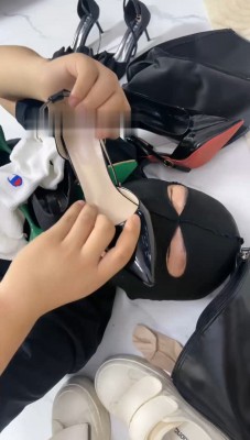 图片[3]_【伊诺】犬化训练-人体刷鞋器_绳艺资料库视频资源下载