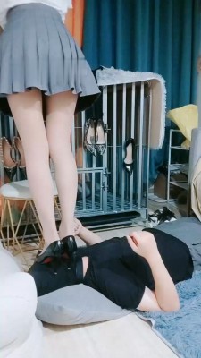 图片[8]_【南茜】女神S-圈养狗笼/跪舔/全体重踩踏_绳艺资料库