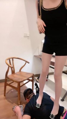 图片[2]_【宇婉莹】高跟踩踏/闻舔高跟原味袜发骚_绳艺资料库视频资源下载