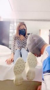 【莫妮卡S】舔闻脏鞋底/原味白短袜_绳艺资料库视频资源下载