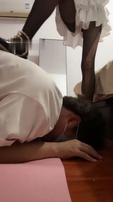 图片[6]_【supp】铆钉高跟黑丝碾压踩_绳艺资料库视频资源下载