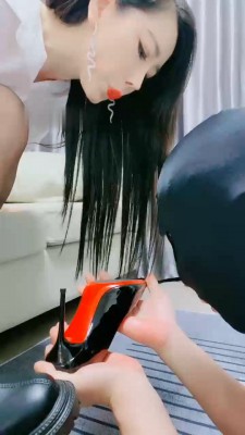 图片[6]_【上海淼淼】双S-长靴/高跟-人体座椅/打手心耳光/揪耳朵_绳艺套路直播视频资源网
