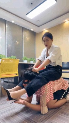 图片[4]_【潘妮女王】开发办公室新痰盂-高跟插嘴/钻胯坐垫【完整版】_绳艺资料库视频资源下载