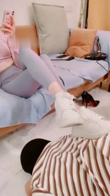 图片[10]_【Rina】麦昆白棉袜气味羞辱_绳艺套路直播视频资源网