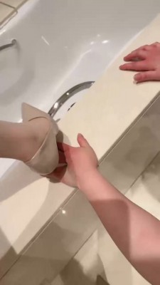 图片[7]_【司宁青】超暴力高跟全体重踩踏_绳艺资料库视频资源下载