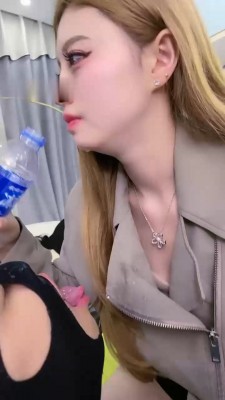 图片[8]_【麋鹿银儿】双S运动鞋全体重蹦迪/骑马/踩踏喂食/舔脏鞋底_绳艺资料库视频资源下载