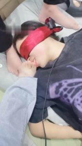 【小羊】母畜-喜欢舔夫妻主的臭脚_绳艺资料库视频资源下载