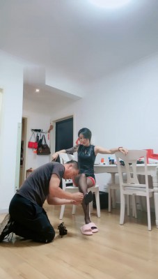 图片[2]_【爵主】黑丝高跟踩踏/耳光/骑马转胯/插嘴【完整版】_绳艺资料库