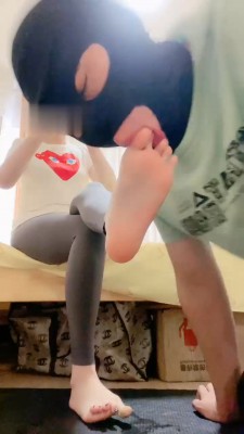 图片[4]_【小妮】小白鞋棉袜-对bt邻居的惩罚_绳艺资料库视频资源下载