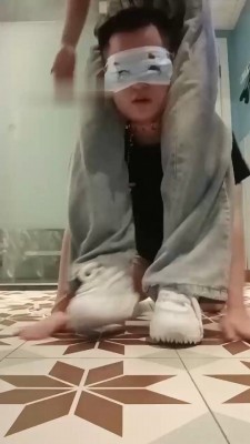 图片[2]_【爱可呀】大学生S-白袜超脏白鞋气味羞辱_绳艺套路直播视频资源网