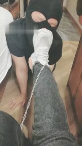 【姜果果】小白鞋原味白袜闻舔_绳艺资料库