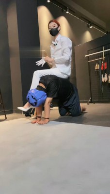 图片[5]_【冰诺】人肉坐垫/吊绑重度鞭打_绳艺套路直播视频资源网
