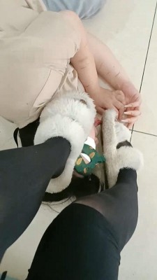 图片[7]_【爱可呀】羞辱反绑军训女教官-骑马耳光/鞋底喂食/舔黑丝裸足_绳艺资料库视频资源下载