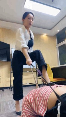 图片[6]_【潘妮女王】开发办公室新痰盂-高跟插嘴/钻胯坐垫【完整版】_绳艺资料库视频资源下载