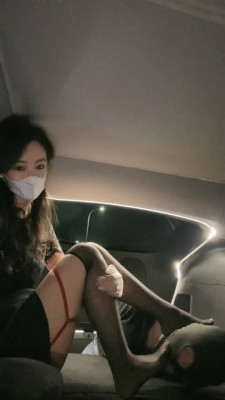 图片[4]_【禾未】车模S-车内黑丝美腿诱惑/内裤套头/捆绑_绳艺套路直播视频资源网