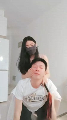 图片[3]_【铃鹿】白丝脚闻舔/掐乳耳光/数据线鞭打_绳艺套路直播视频资源网