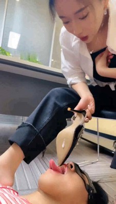 图片[10]_【潘妮女王】开发办公室新痰盂-高跟插嘴/钻胯坐垫【完整版】_绳艺资料库视频资源下载
