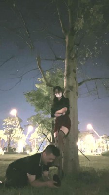 图片[5]_【禾未】户外公园遛狗骑行-踩踏/高跟踩踏插嘴/深喉【双视角版】_绳艺资料库视频资源下载
