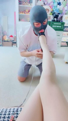 图片[3]_【美离子】高跟诱惑舔-小白鞋+皮靴踢虐裆/鞭打踩踏【完整版】_绳艺资料库视频资源下载