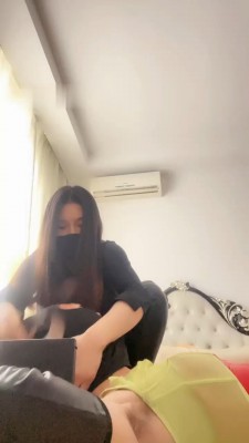 图片[2]_【苏州十三姨】长靴S-内裤塞嘴/捆绑固定/全体重踩踏_绳艺套路直播视频资源网