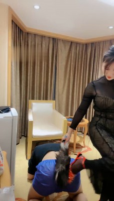 【木子大大】当众开发韩国欧巴做狗_绳艺套路直播视频资源网
