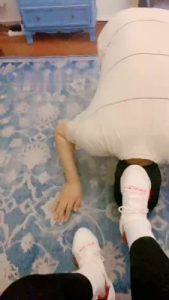 【赛琳娜】高跟小白鞋全体重踩踏/耳光_绳艺资料库