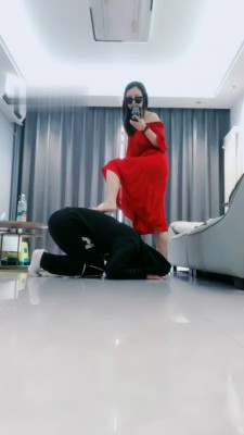 图片[2]_【伊柔】粗高跟裸足狂舔/耳光【完整版】_绳艺套路直播视频资源网