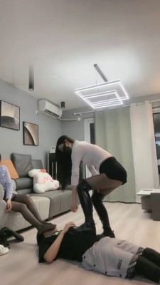 图片[6]_【伊楠】双S-长靴踢踹全体重踩/舔脏鞋【双视角版】_绳艺资料库视频资源下载