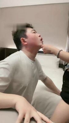 图片[2]_【知世sama】素人小姐姐-帆布鞋白袜气味辱_绳艺套路直播视频资源网