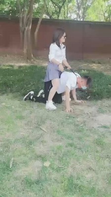 图片[10]_【冰爷】公园偶遇抖M路人虐废_绳艺资料库视频资源下载