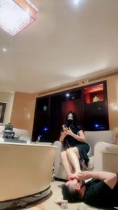 【猫神大人】白富美S-骑马/提档/大长腿踩碾压_绳艺资料库视频资源下载