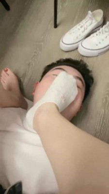 图片[4]_【知世sama】素人小姐姐-帆布鞋白袜气味辱_绳艺套路直播视频资源网