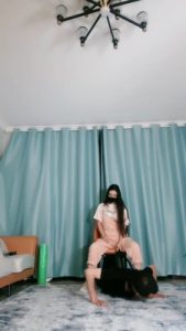 【猫神大人】转胯鞭打/运动鞋原味脚踩脚垫/喝洗脚水_绳艺资料库视频资源下载