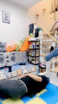 图片[2]_【兔兔大人】长靴各种全体重踩踏_绳艺资料库视频资源下载