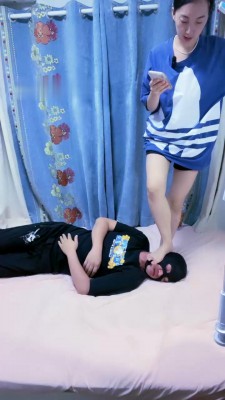 图片[6]_【九蛇大大】裸足喂食/灌圣水/吃鼻涕/踩狗头_绳艺资料库视频资源下载